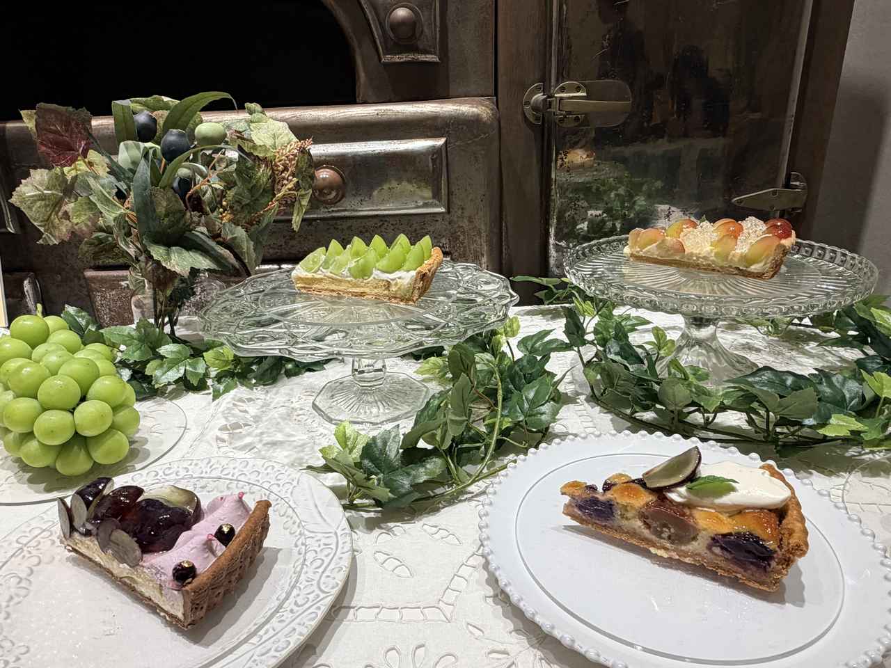 画像: 赤・緑・黒の彩り!色と味わいを楽しむ贅沢な食べ比べ