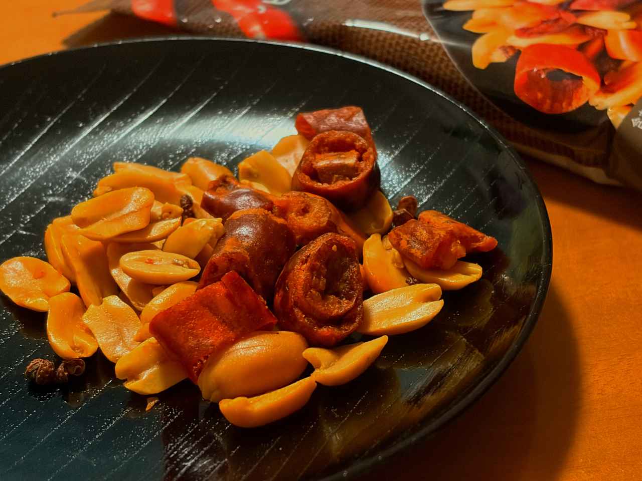 画像9: まだまだ暑い9月に!残暑を乗り切る旨辛グルメがファミリーマートに大集合♡