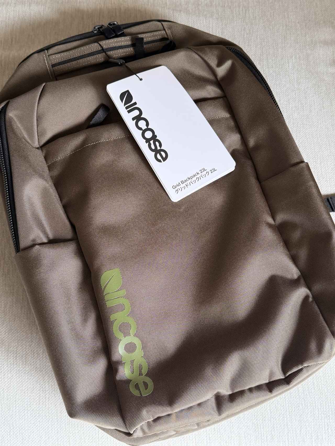 画像: 16インチPCに対応した23Lモデルで、日常から出張まで幅広く活躍するバックパック サイズは約H49×W28×D20cm