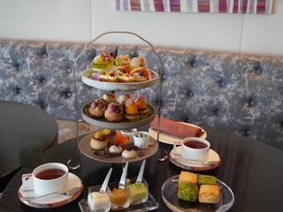 画像: 「Art Colours Afternoon Tea ~彩りが語る、午後の小さなギャラリー~」