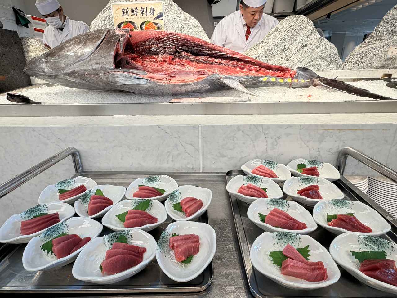 画像27: 銀座でタラバガニ・A5和牛・フグが食べ放題♡日本最大級の海鮮ビュッフェ「銀座四海」オープン