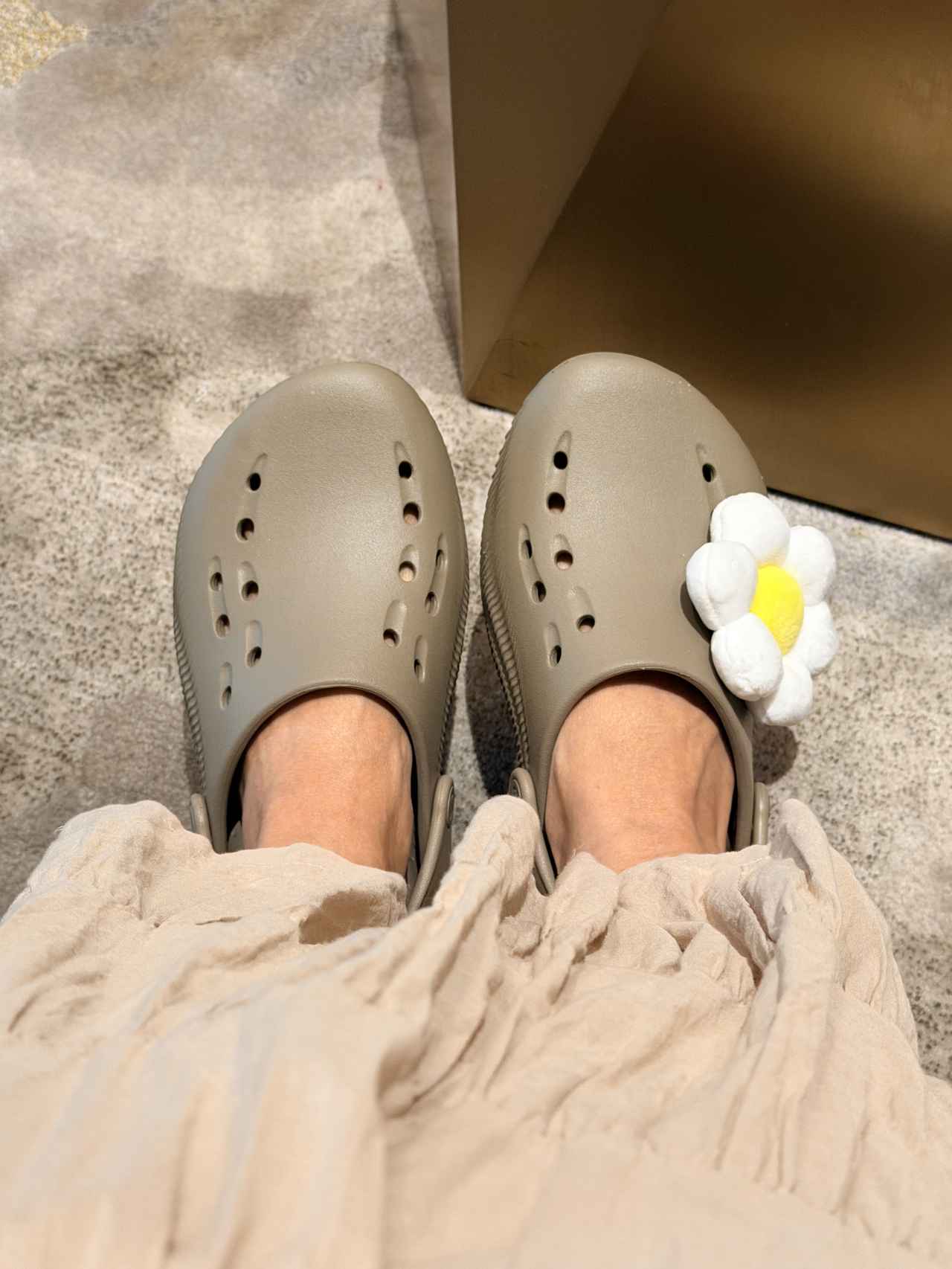 画像8: 極上の履き心地♡疲れた足をいたわる!クロックス「メロウ 2」が叶える毎日の快適リカバリー