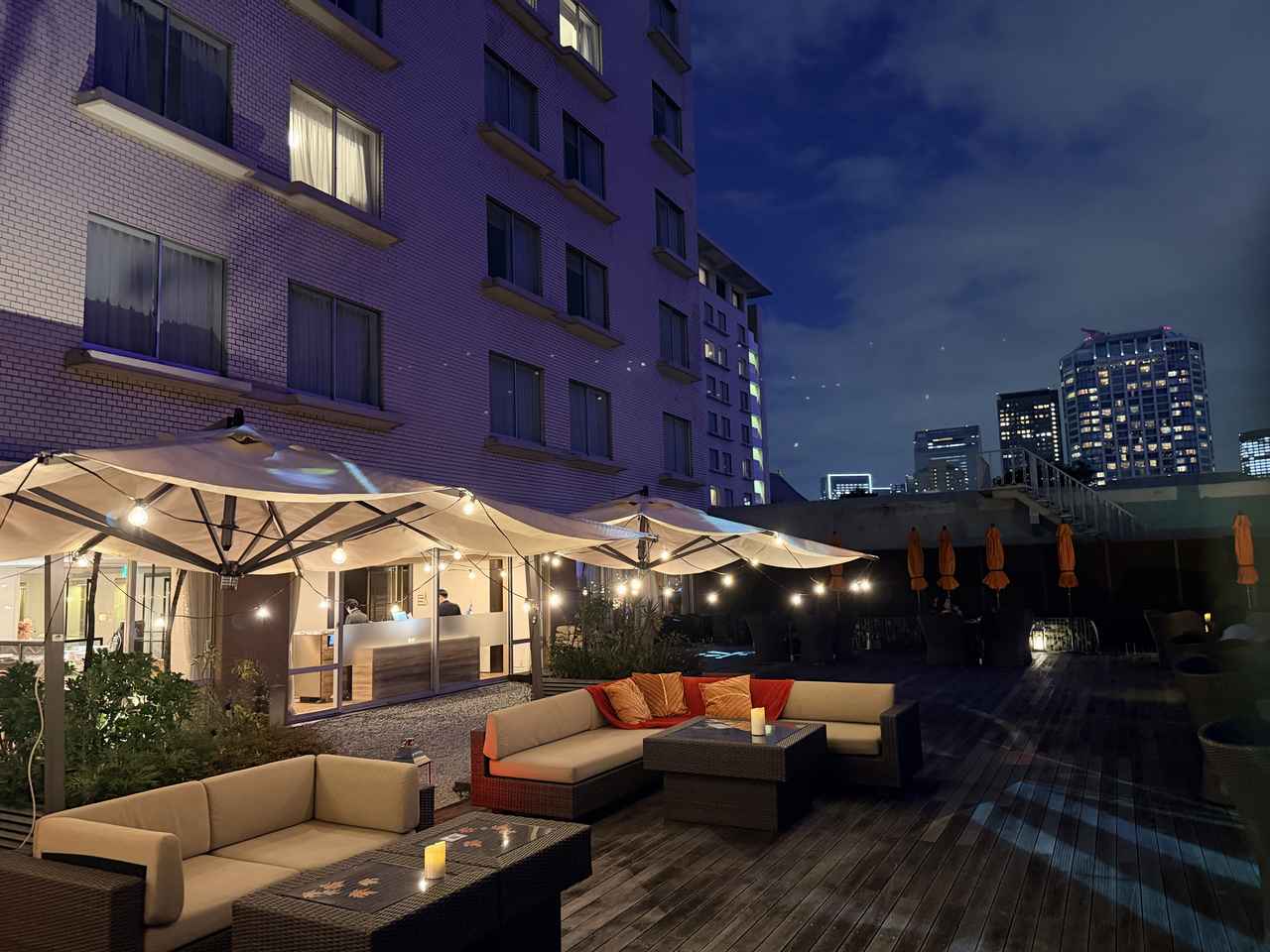 画像1: 【絶景×美食】東京タワーと紅葉のコラボ東京プリンスホテル「TOKYO RED TERRACE」で味わう特別なお月見&秋の夜長