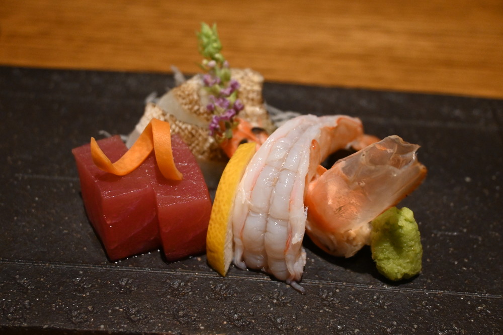 画像2: 夕食は「さつまぐま」で鹿児島の味覚を堪能!「さくらじま黒鍋」がメインのコース