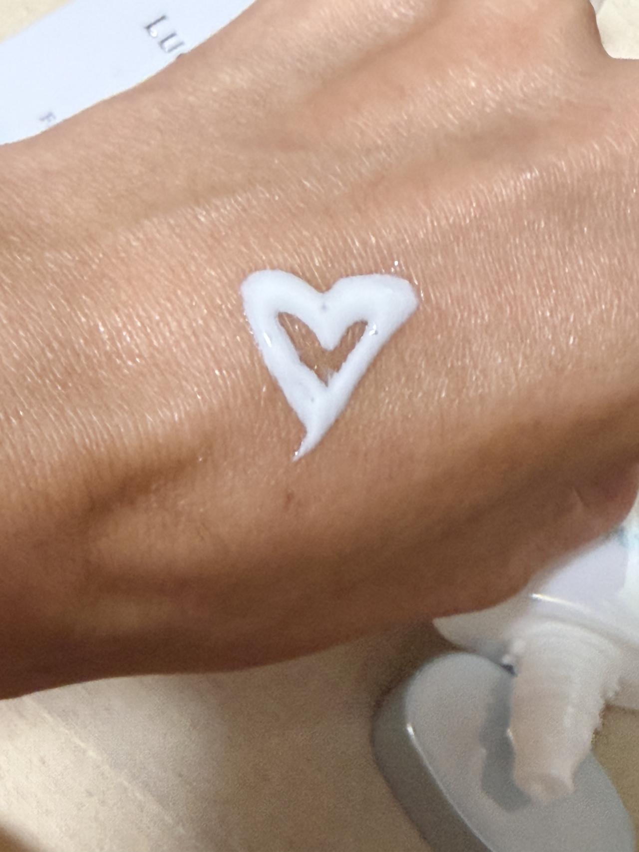 画像1: 守るだけのUVから、育てるUVへ♡美容液発想でうるおいを与える新UV「ルーセンス アクアセラムUV」誕生