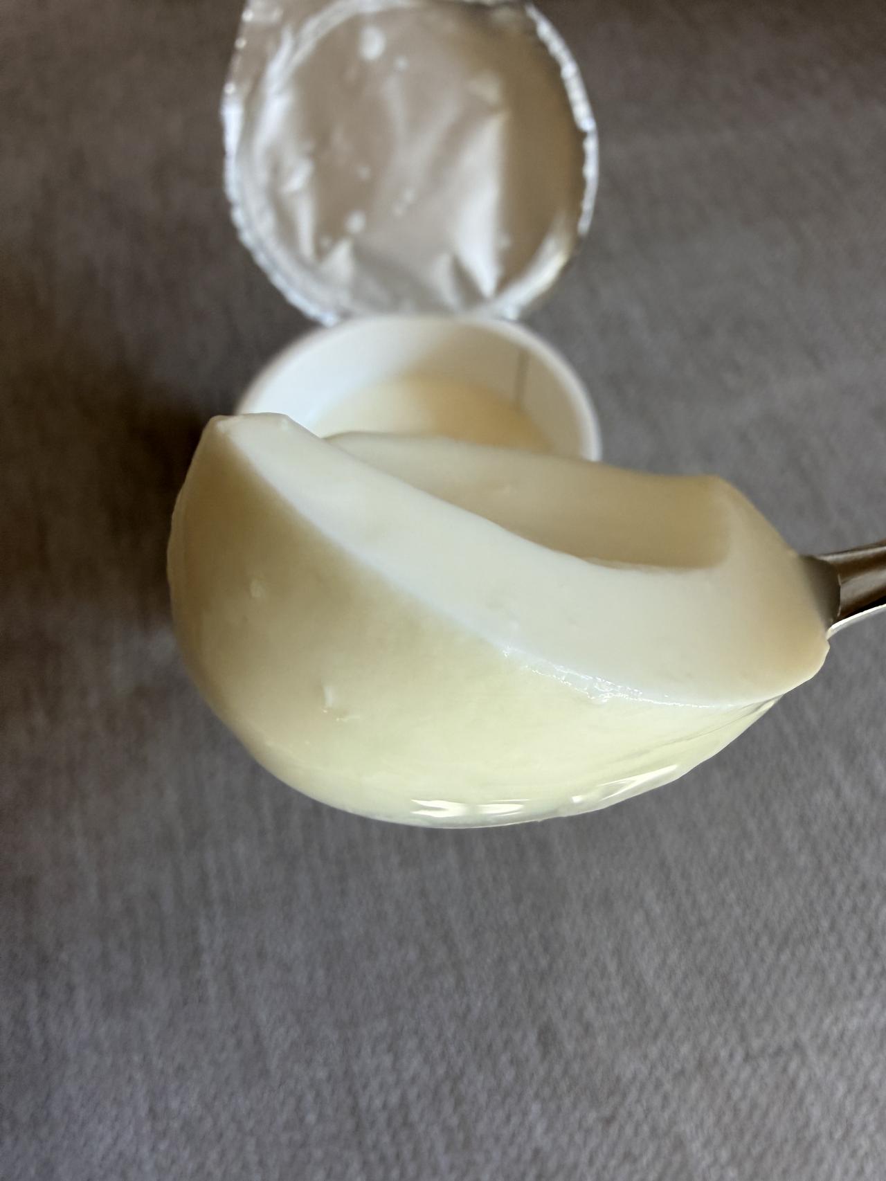 画像: 発酵を極めた生食感♡北海道生乳のコクを味わう「ほおばる牧場生乳ヨーグルト」