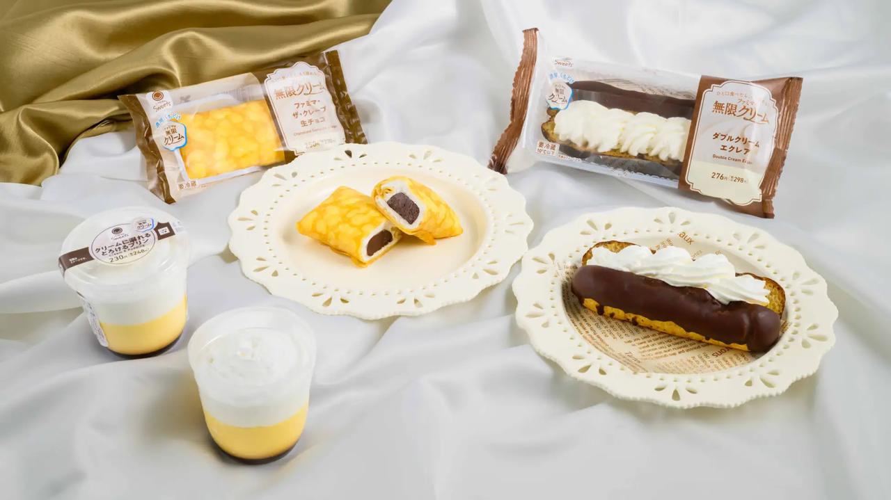 画像1: 「無限クリーム」か、「本気のチョコがけ」か⁈ファミリーマートで至福のスイーツ対決スタート♡