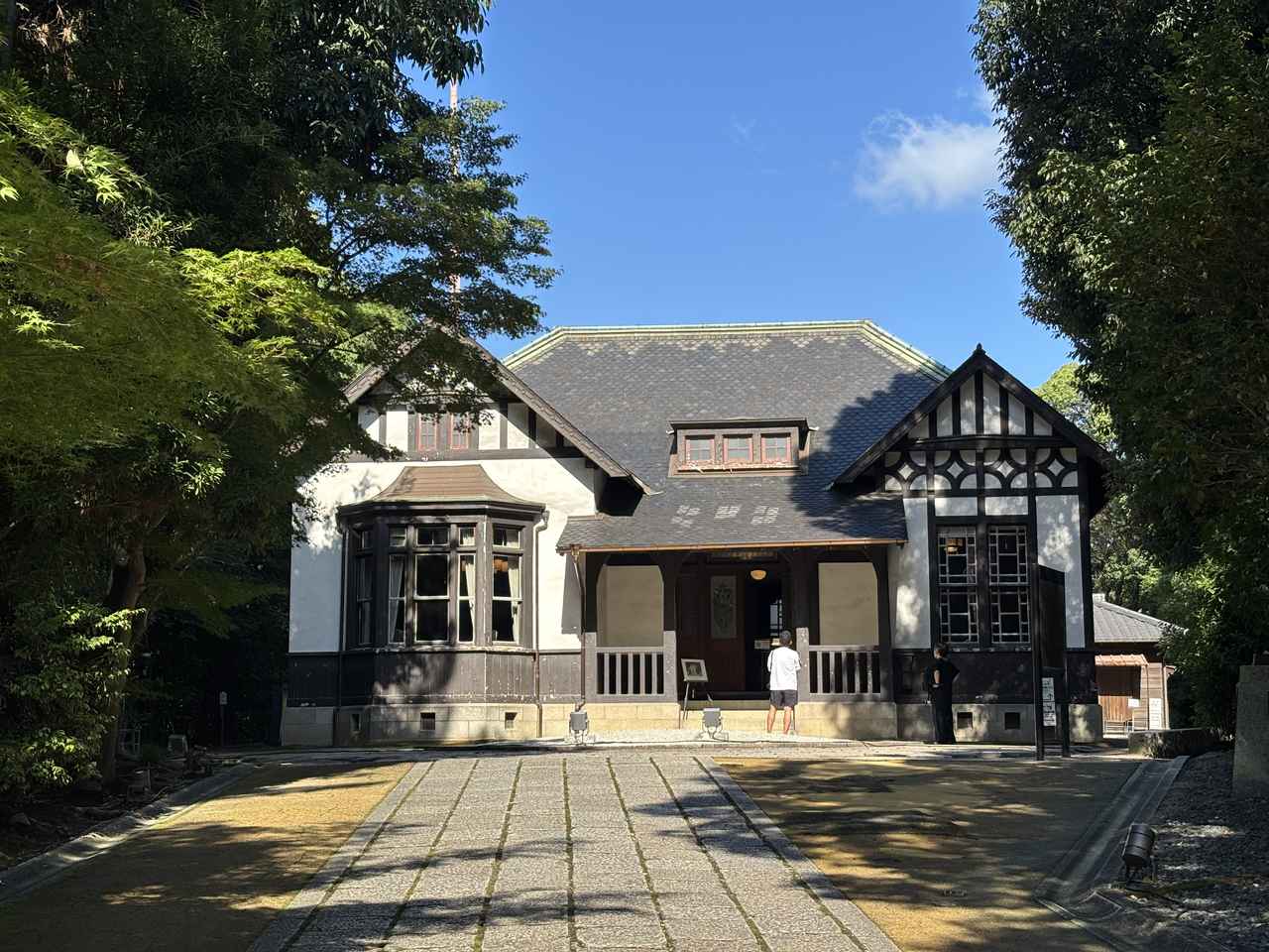 画像1: レトロな街並みと港の風景を巡る、呉のまち歩き