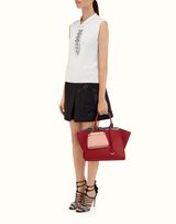 画像: フェンディ マイクロピーカーブ www.fendi.com