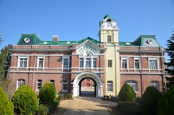 画像: ＜ひとり旅＞『隈研吾氏建築　石が主役の「廣澤美術館」　日本遺産「牛久シャトー」フレンチ』【新宿　出発】｜クラブツーリズム