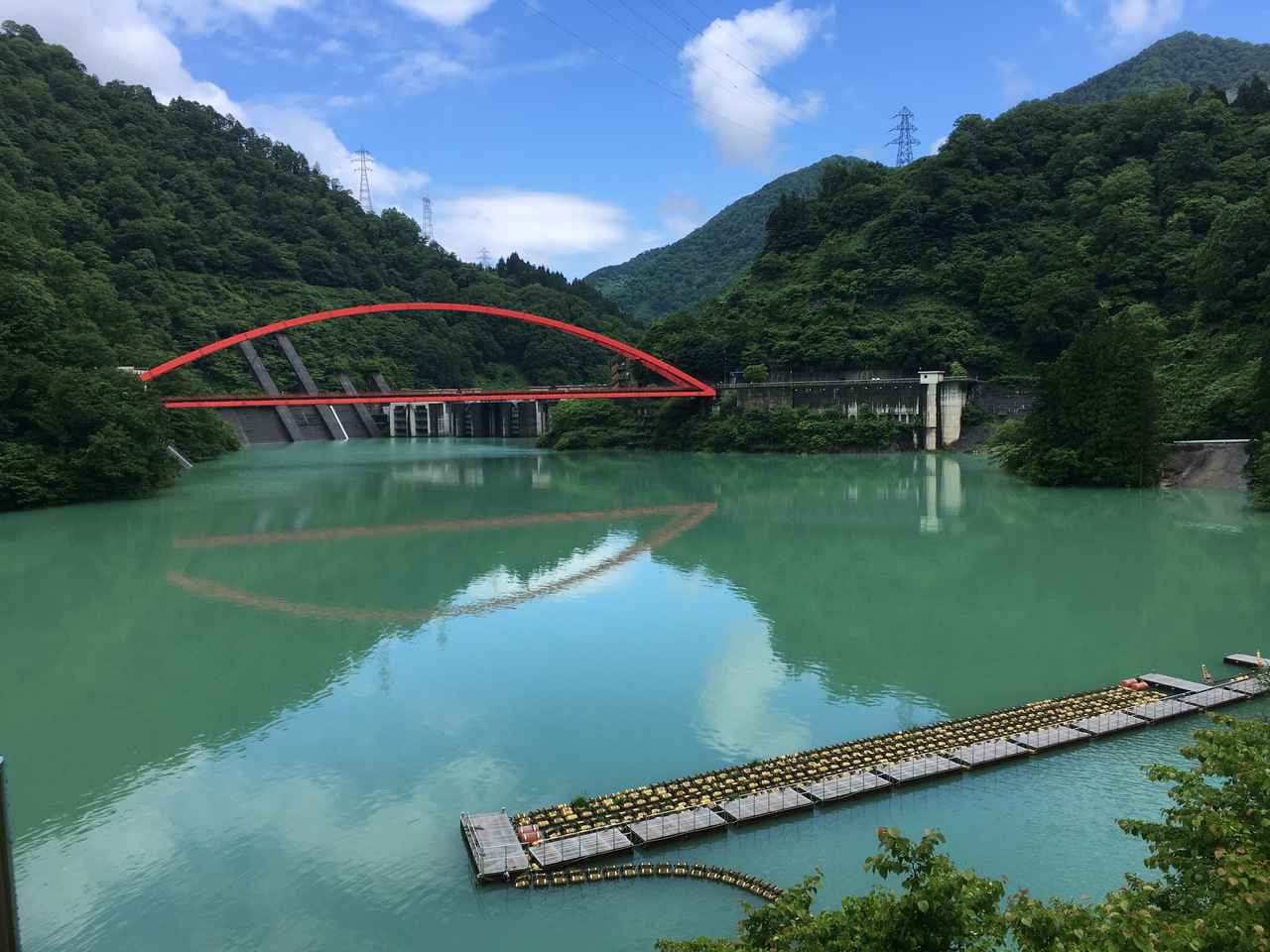 画像: 黒部といえば、黒部峡谷トロッコ電車からの景色もめちゃくちゃよかった！