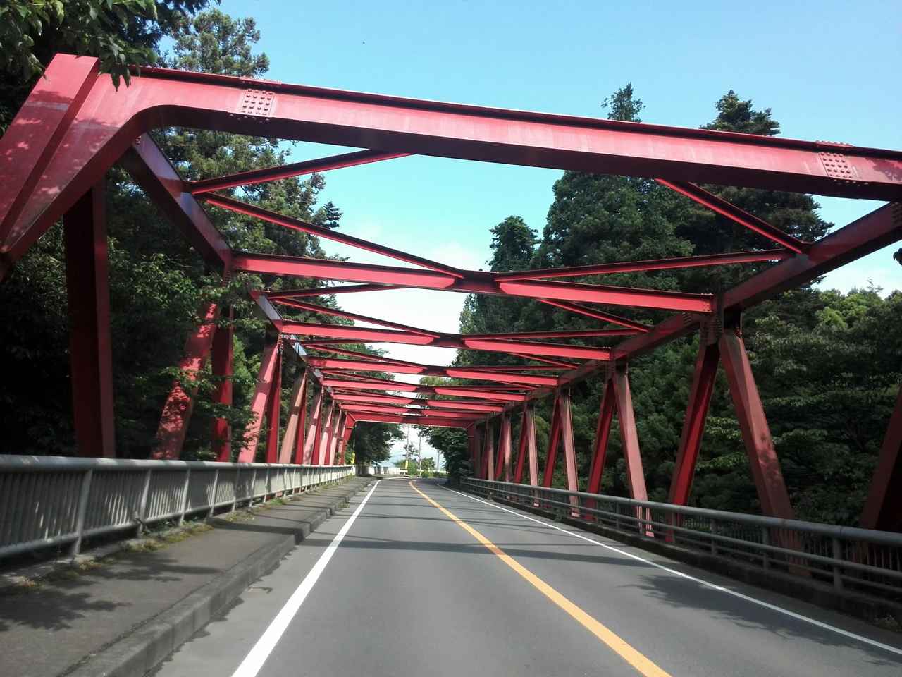 画像1: 都心から1〜2時間で行ける！ 日帰りツーリングスポット5選【Rainy Day Rider #7】 - singles （シングルス） - “おひとりさま”にフォーカスした情報サイト
