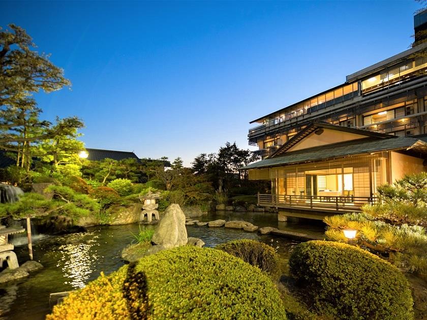画像: ＜ひとりの贅沢＞『福井の名旅館「グランディア芳泉」歴史と絶景感じる福井名所めぐり　３日間』｜クラブツーリズム