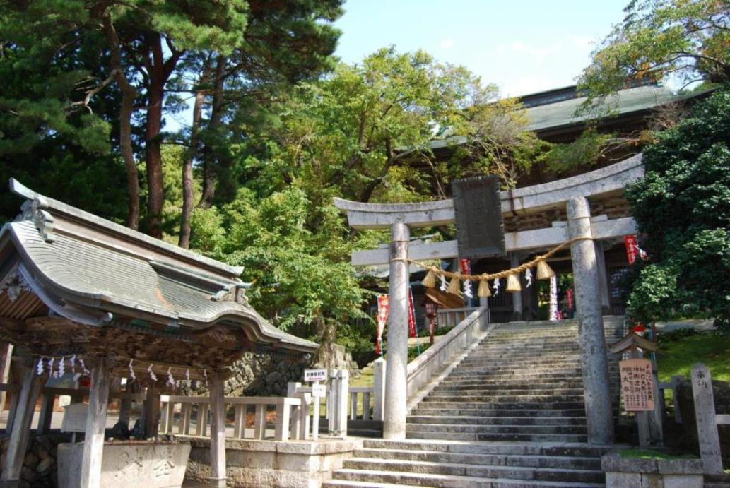 画像: ＜女性限定ひとり旅＞『船でしか行けない神秘の霊島「金華山」 宮城⑤つのパワースポットめぐり 2日間』【バス1台につき最大23名／1名1室確約／バス席1人2席】｜クラブツーリズム