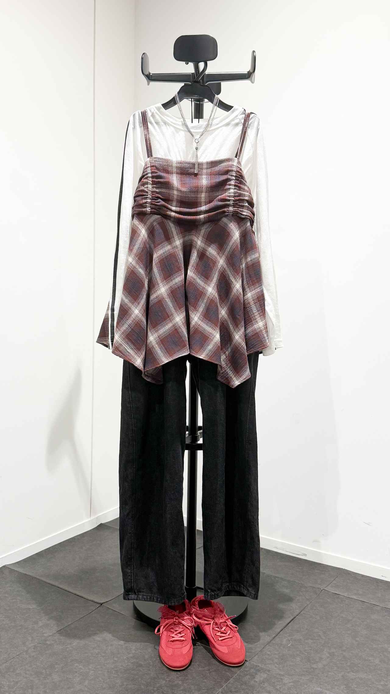 画像1: 我慢しないおしゃれは『VIVAIA』で！ 元アパレル販売員が提案する秋コーデ3選