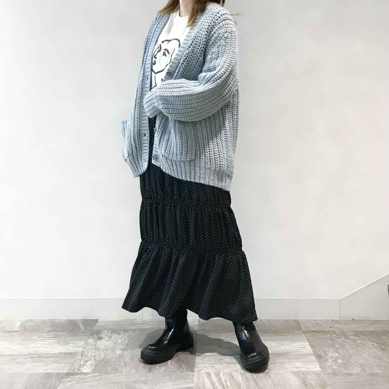 画像: アパレル時代、このコーデを撮影した時期はなんと9月。先取りアイテムを着用していたので暑いのは我慢！
