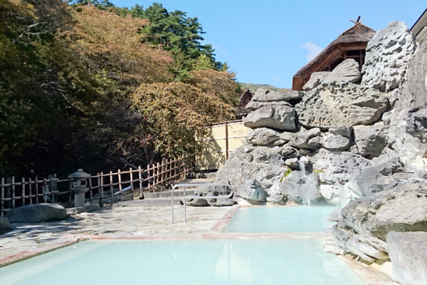 画像: <ひとり旅>『温泉天国・福島で楽しむ⑤つの秘湯・名湯 温泉めぐり 2日間』【バス1台につき最大23名/1名1室確約/バス席1人2席】|クラブツーリズム