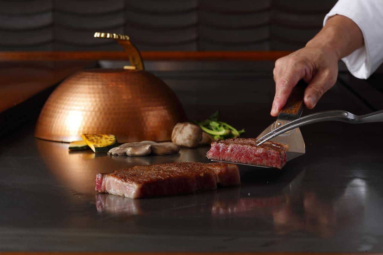 画像: メインの松阪牛。フィレかサーロインを選べます