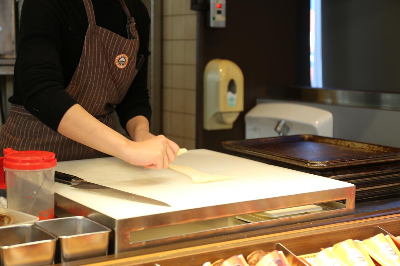 画像: ぐぐっと伸ばす