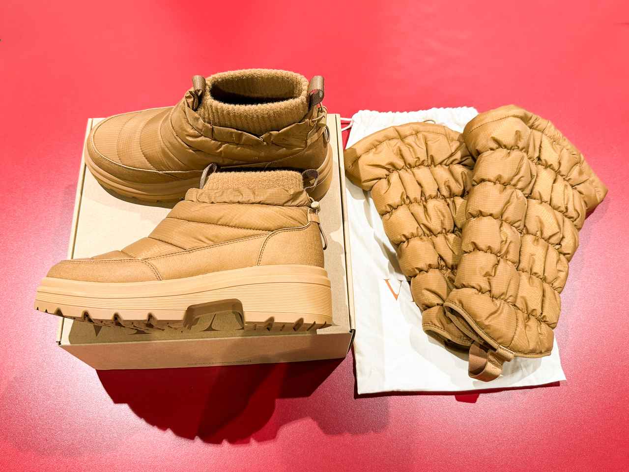 画像: 側面も切り替えのデザインがかわいい