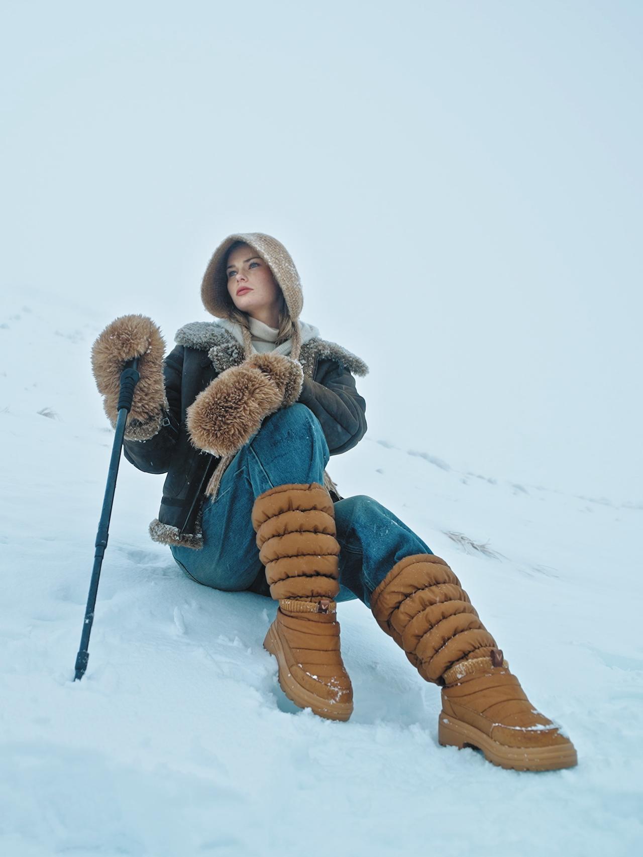 画像: 「Tyler」単品で29,900円(税込)。レッグウォーマーとセットで37,900円(税込)