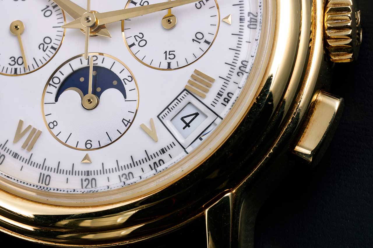 画像: 4時位置には日付窓