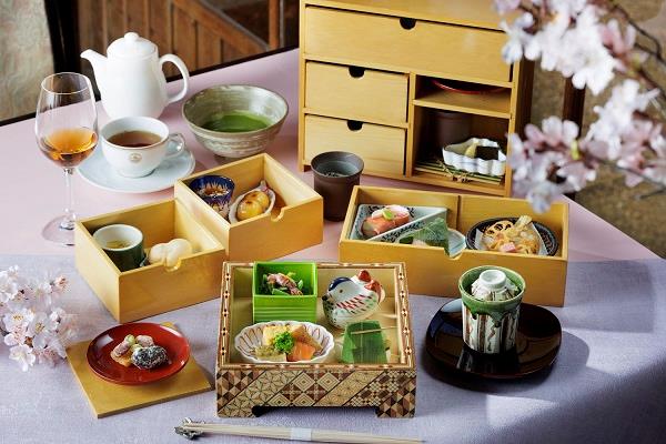 画像: ＜女性限定ひとり旅＞『吉日発!天空の社殿「箱根元宮」と寒川神社 富士屋ホテル旧御用邸「菊華荘」和のアフタヌーンティ』日帰り【新宿　出発】｜クラブツーリズム