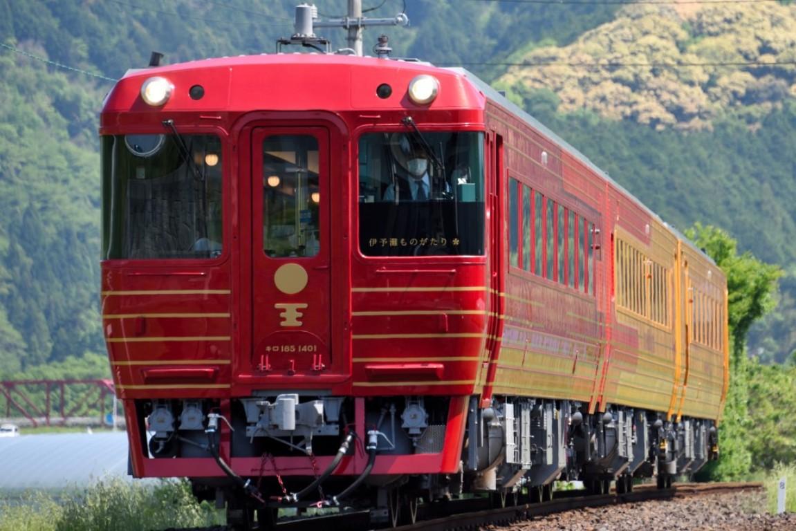 画像: <女性限定ひとり旅>『伊予灘ものがたりと四国まんなか千年ものがたり 四国を走る②つの観光列車 2日間』|クラブツーリズム