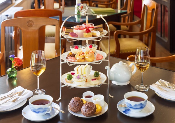 画像: <女性限定ひとり旅>『クラシックホテル「富士屋ホテル」で案内人同行館内ツアー 期間限定「バレンタイン」アフタヌーンティー』【上野・新宿 出発】|クラブツーリズム