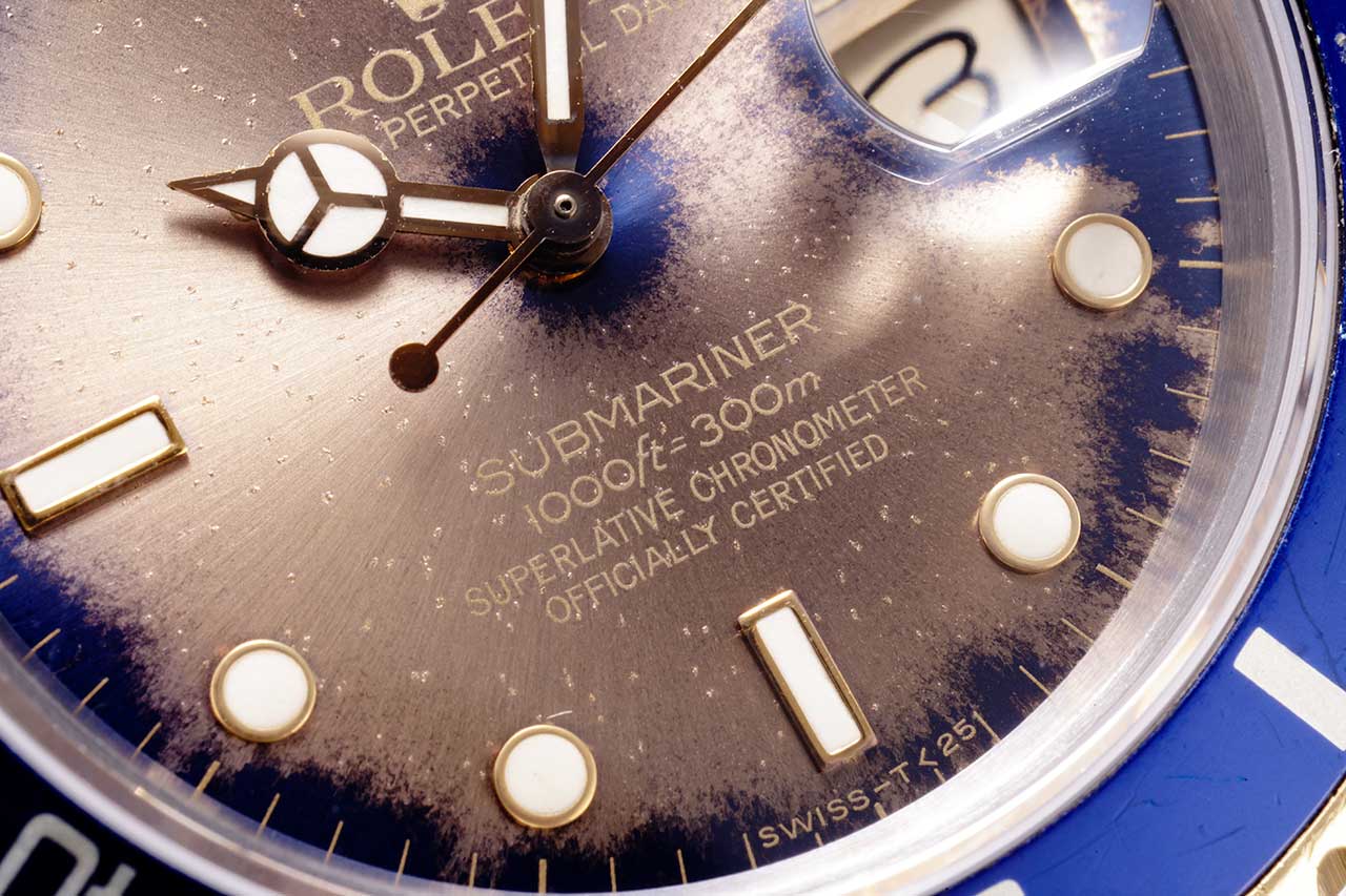 画像: 「SUBMARINER」をはじめとする文字群もすべてきれいなまま