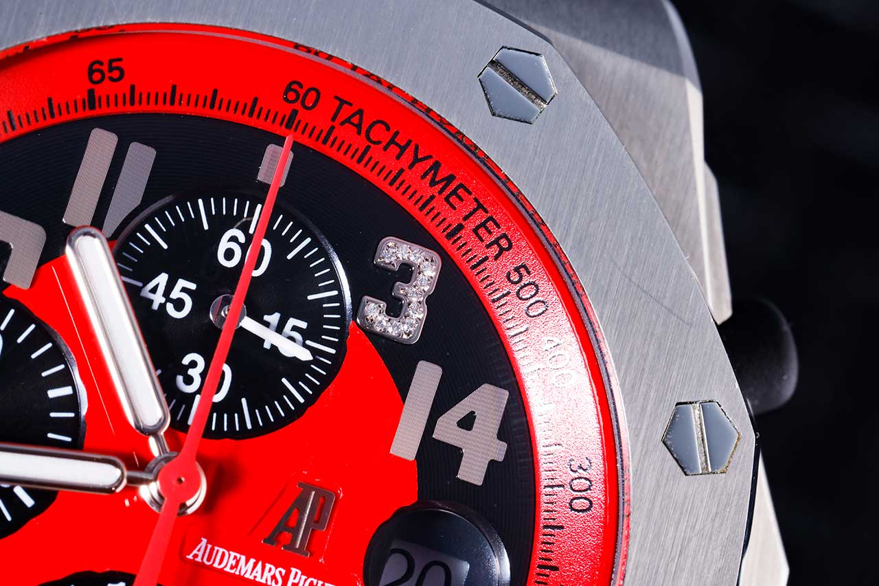 画像: 並んで配された「3」と「14」。このモデルならではの物語が込められている