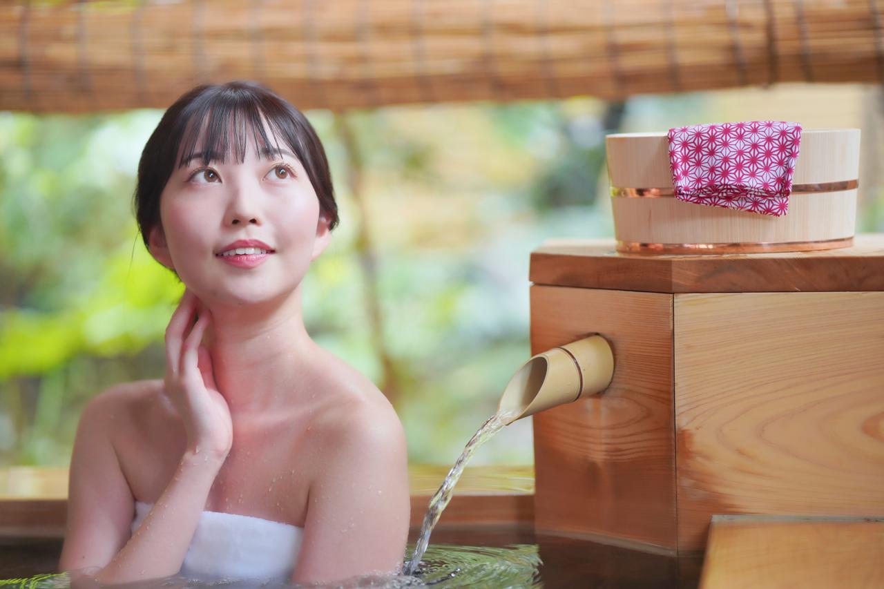 画像: ときには、ひとり贅沢に温泉へ