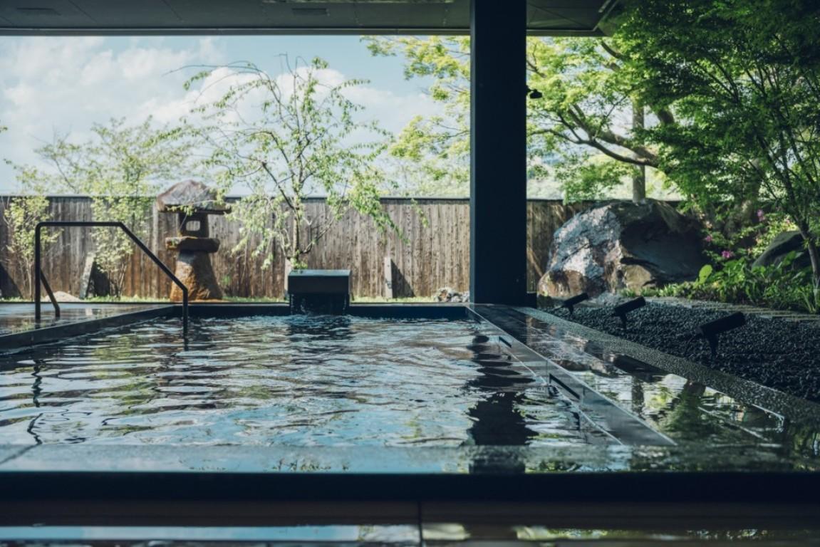 画像: <ひとりの贅沢>『華やかな遠州 はままつフラワーパークの薔薇と館山寺温泉 星野リゾート温泉旅館「界 遠州」 2日間』【上野・新宿 出発】|クラブツーリズム