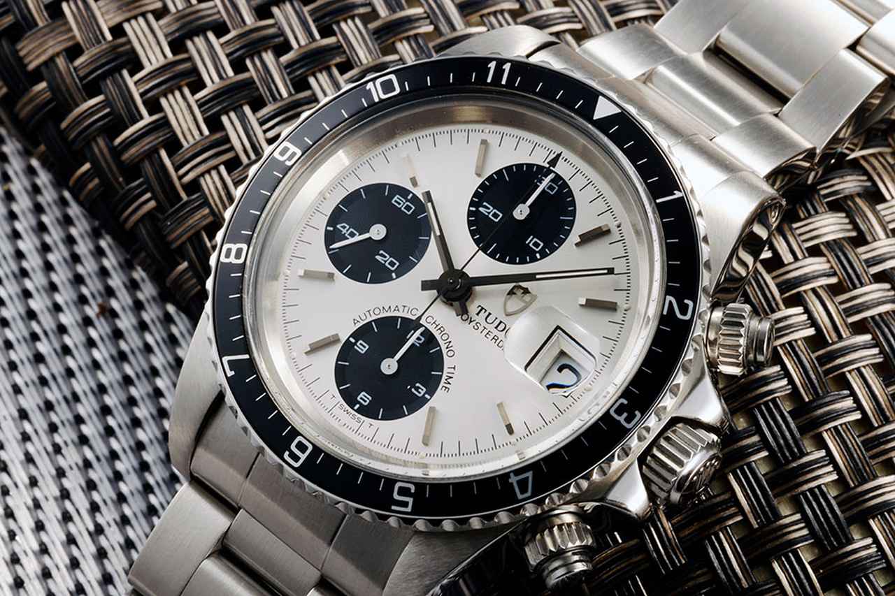 画像: チューダー クロノタイム 前期ダイヤル カマボコケース 「変革期のタイムピース」【今週の逸本 Vol.295】 - singles (シングルス)