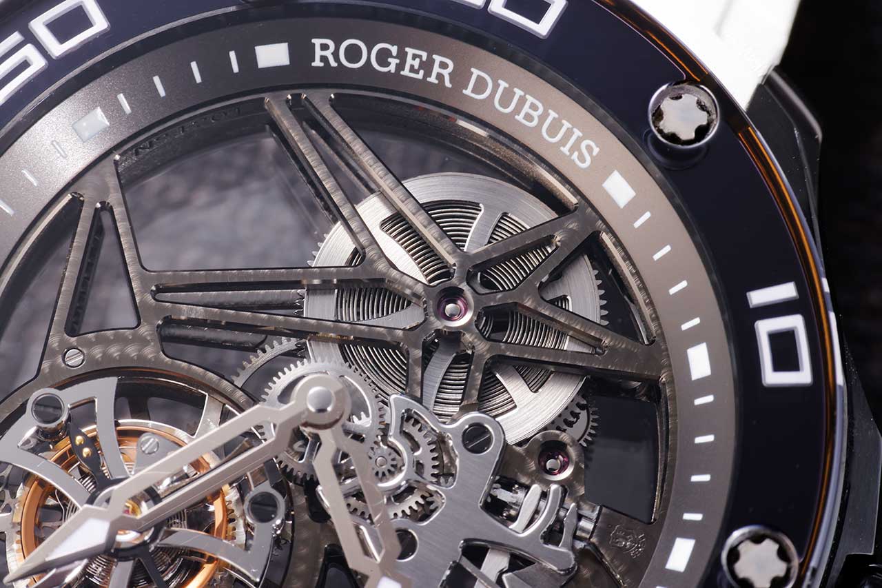 画像 : 6番目の画像 - 【写真9枚】ロジェ・デュブイ 『パルジョン フライングトゥールビヨン』 - singles （シングルス） - “おひとりさま”にフォーカスした情報サイト