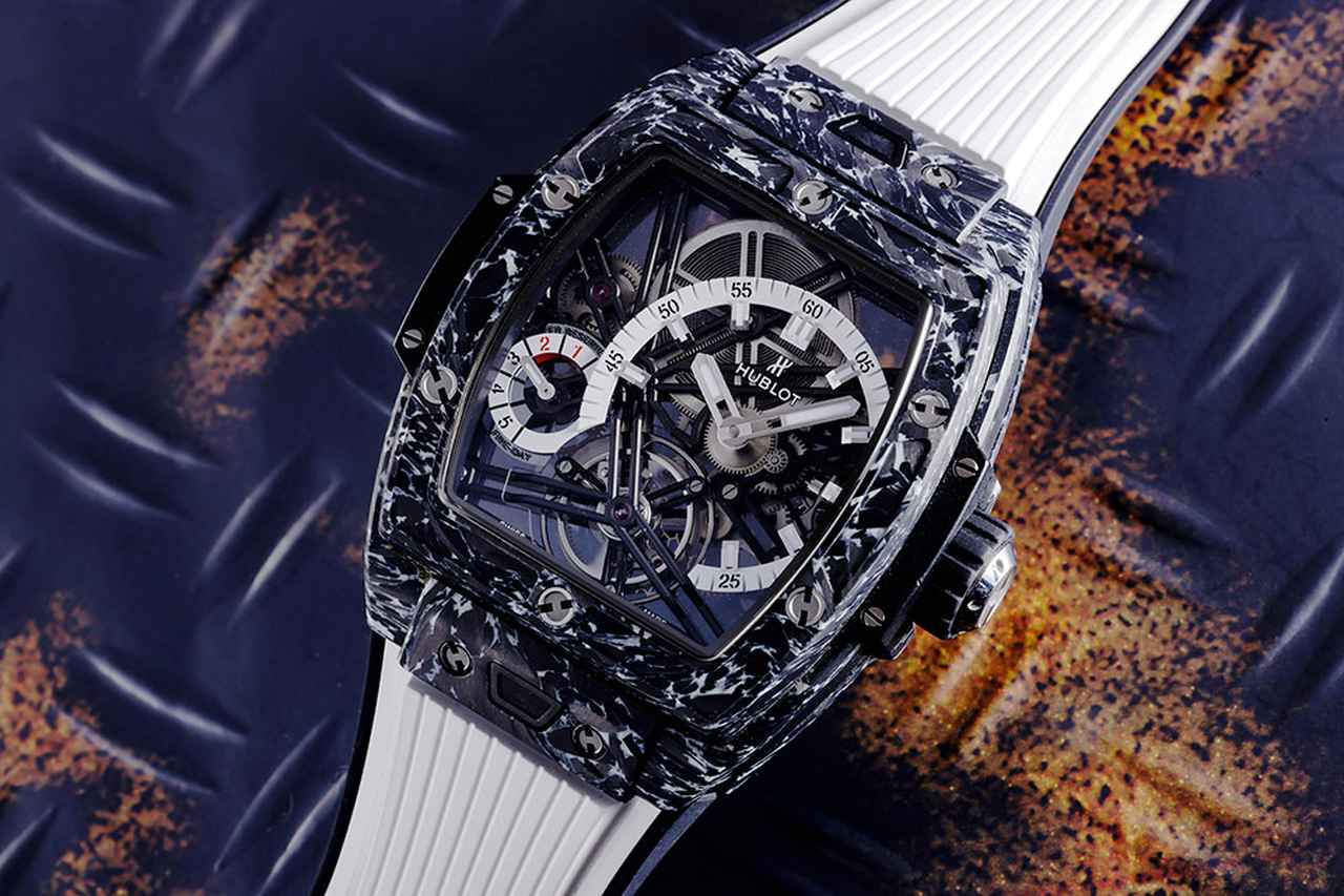 画像: ウブロ スピリット オブ ビッグ・バン トゥールビヨン 5DAYS　パワーリザーブ カーボンホワイト「宙に舞うトゥールビヨン」【今週の逸本 Vol.319】 - singles （シングルス）