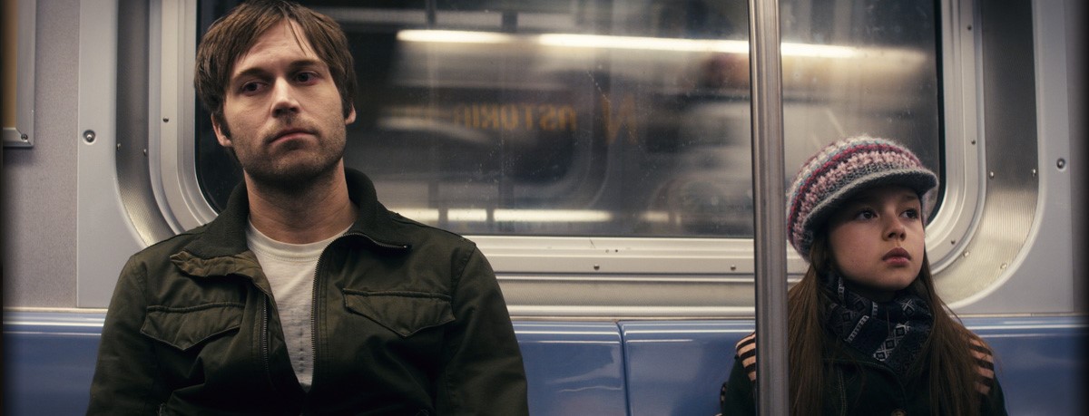 画像: リッチー（リチャード）とソフィアの関係性が最高な『Curfew／リッチーとの1日』 © SAMANSA