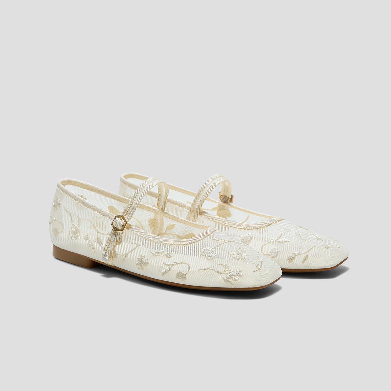 画像: カラーは「クリームフローラル・メッシュ」