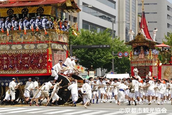 画像: ＜ひとり旅＞『往復新幹線・のぞみ号利用　有料観覧席から前祭・山鉾巡行を鑑賞「京都祇園祭」』｜クラブツーリズム