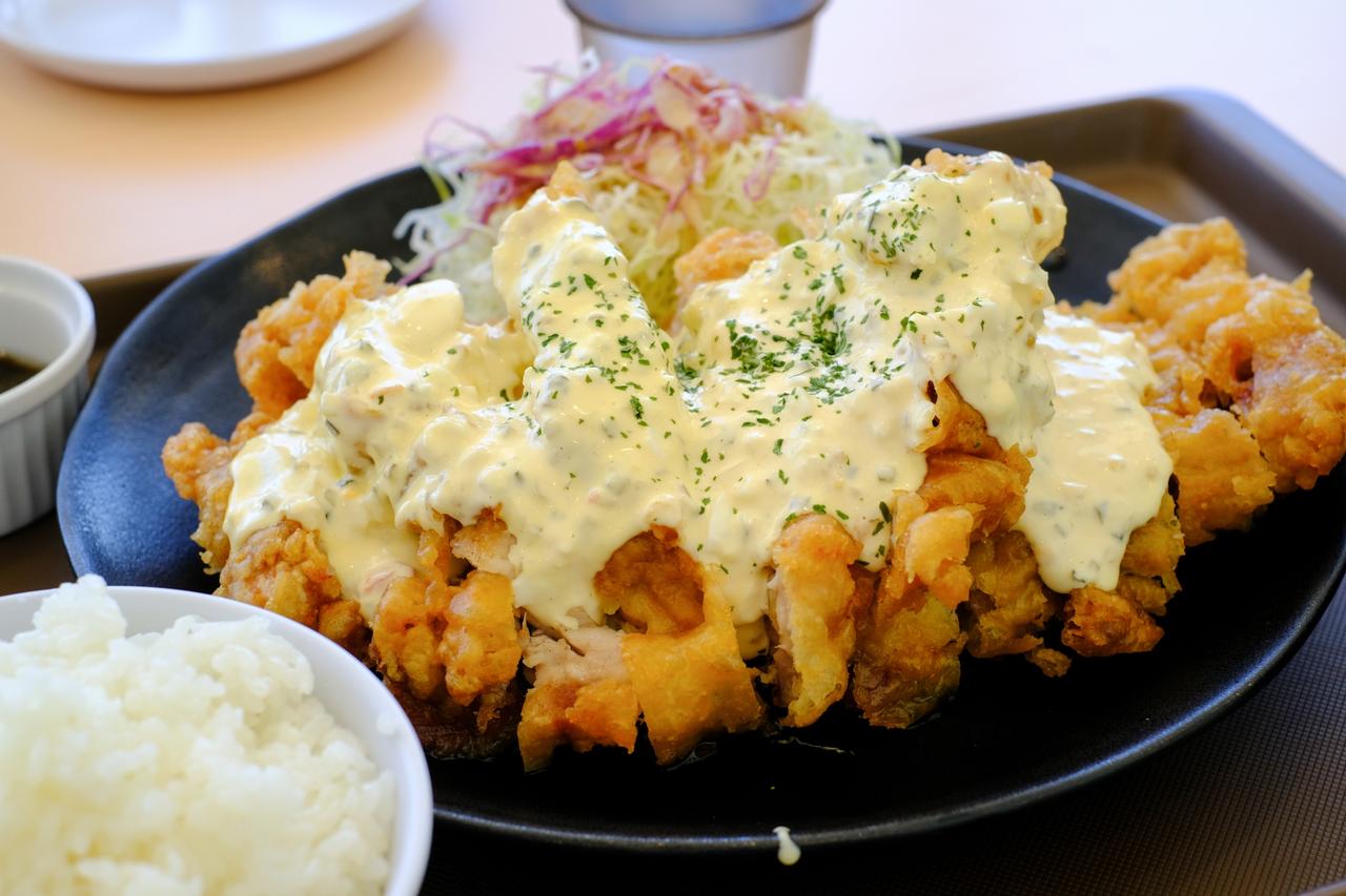 画像: 【ひとり旅プラン】宮崎のチキン南蛮に金沢ののどぐろ! 各地のグルメを味わう旅5選 - singles (シングルス) - “おひとりさま”にフォーカスした情報サイト