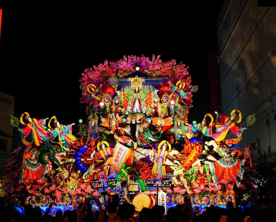 画像: <ひとり旅>『鮮やかな八戸三社大祭と青森ねぶた祭・五所川原立佞武多 4日間』|クラブツーリズム