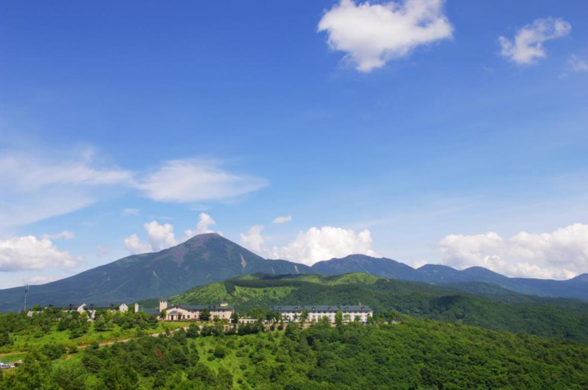 画像: ＜女性限定ひとり旅＞『「車山スカイパークホテル」で星空観賞　美ヶ原・霧ヶ峰・軽井沢・清里～涼景の避暑地めぐり～　２日間』｜クラブツーリズム