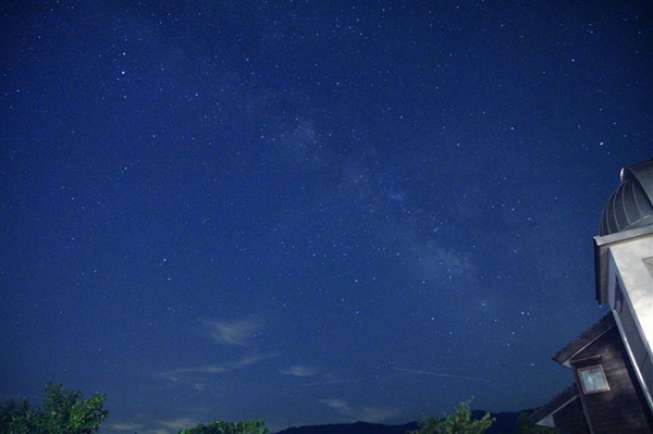 画像: <女性限定ひとり旅>『「星取県」と名乗る鳥取県で夜空を見上げる 鳥取さじアストロパーク天文台でペルセウス座流星群天体観賞 3日間』|クラブツーリズム