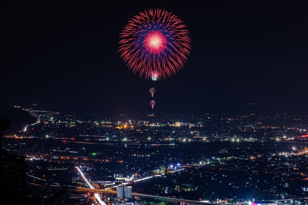画像: きらめく夏の風物詩・花火を心ゆくまで楽しもう