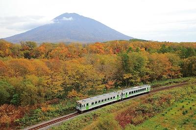 画像: ＜ひとり旅＞『船・鉄道・ゴンドラなど５つの乗り物で歩かず観賞！函館～札幌をつなぐ のんびり紅葉めぐり　３日間』　ゆったり旅／長く歩きません／２泊全て禁煙洋室｜クラブツーリズム