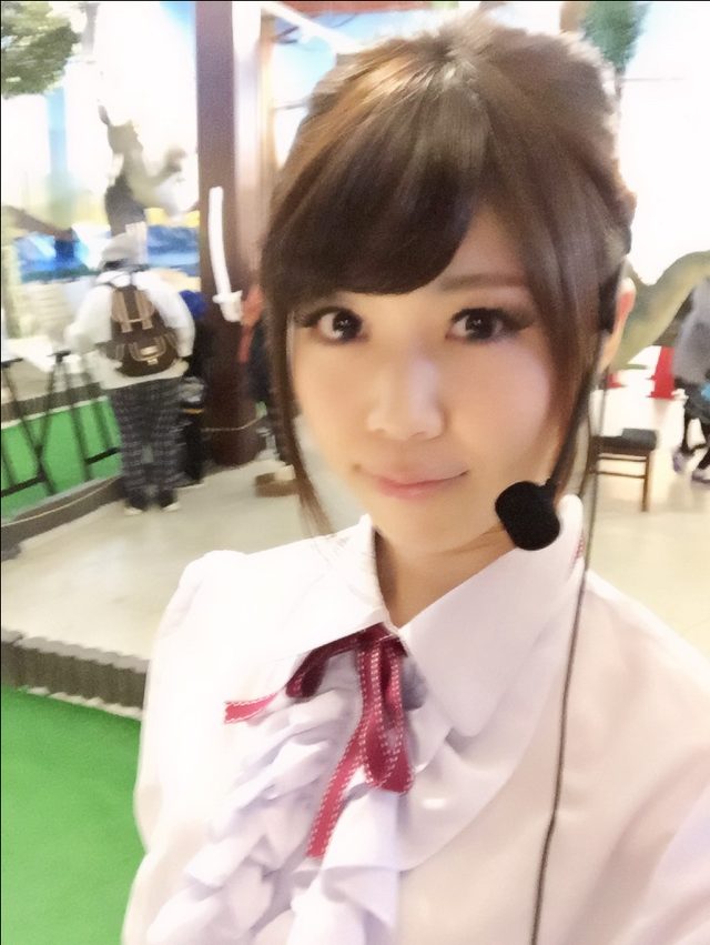 画像: 生田晴香はダイナソーオーナーとの恐竜トークショーに参加!