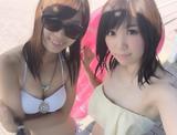 画像: 暑い時はプールが1番です!生田姉妹。