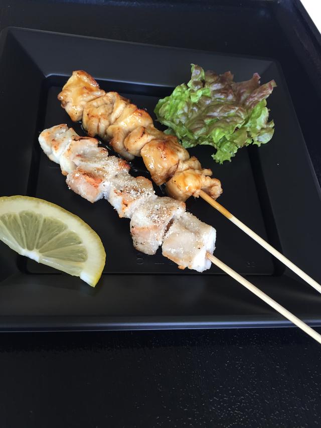 画像: iZooの焼きワニ串