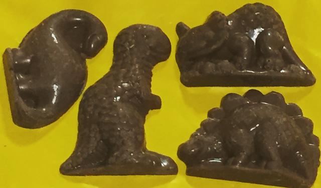 画像: 恐竜チョコ