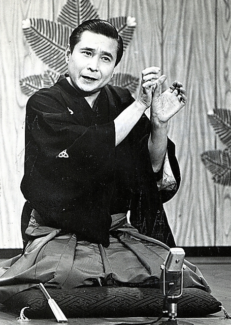 画像: 「正月丁稚」を演じる=1975年ごろ